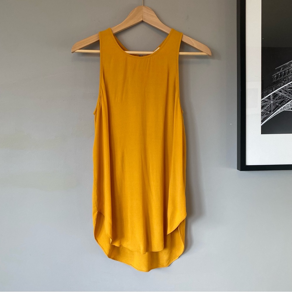 NWOT - Aritzia Wilfred Sèvres Blouse (S)